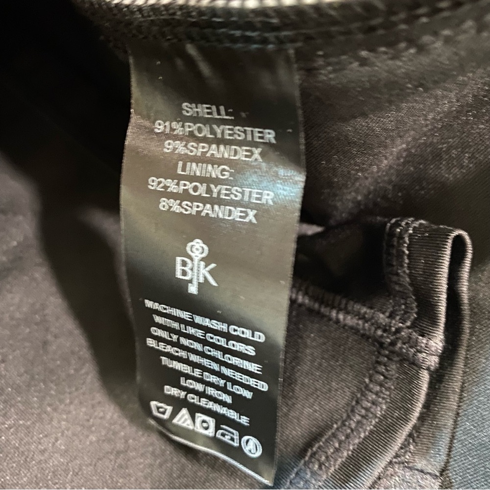 NWT Belyn Key Ladies Size Small Black and White Skorts - Picture 8 of 10